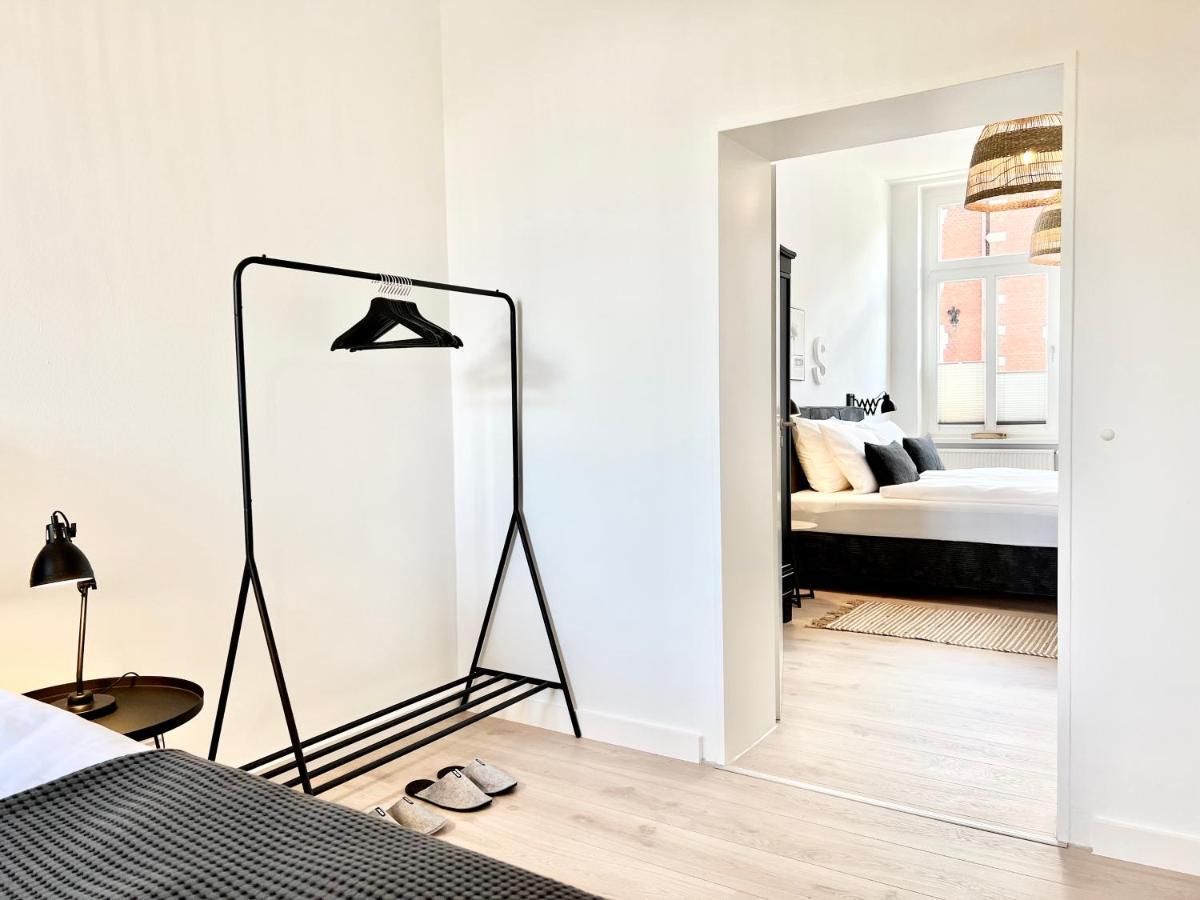 Makers And Rooms Apartment 01 Pauline 110Qm Parkplatz 1-4 Personen 데트몰트 외부 사진