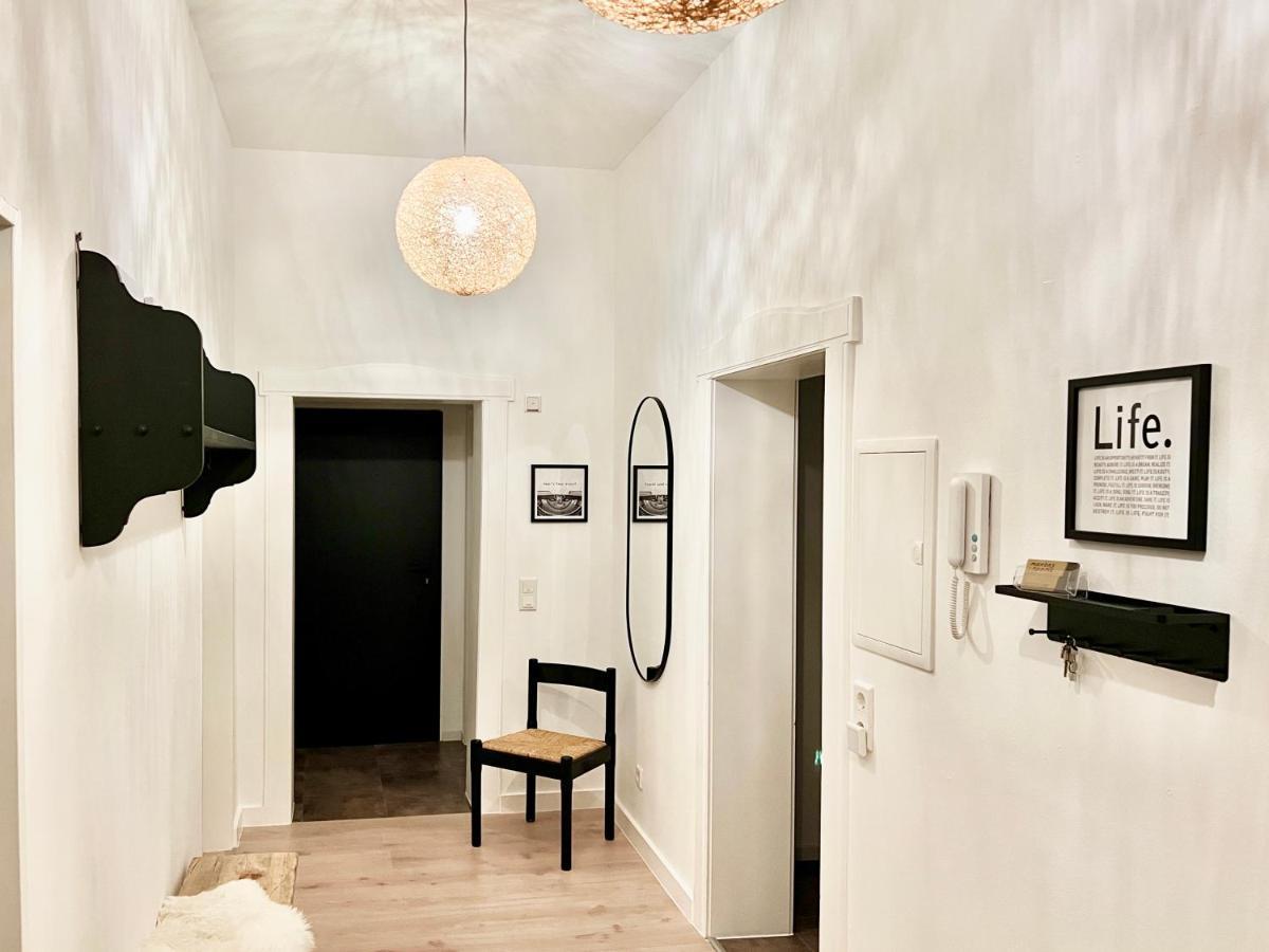 Makers And Rooms Apartment 01 Pauline 110Qm Parkplatz 1-4 Personen 데트몰트 외부 사진